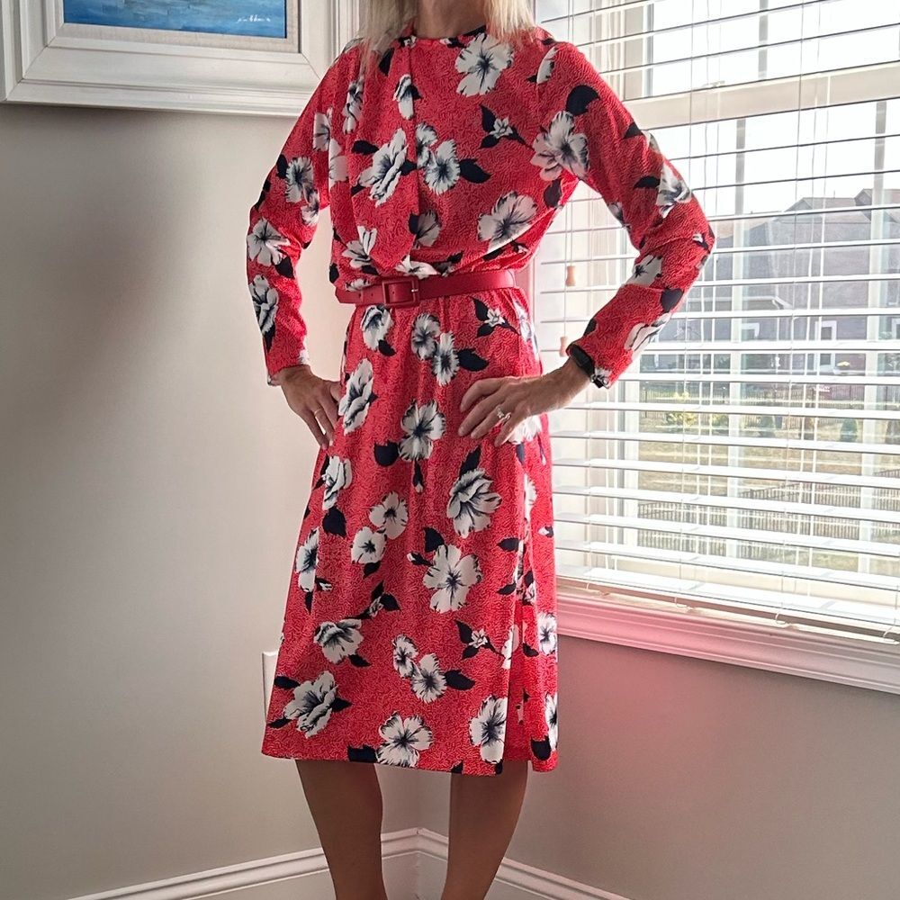 Vintage 80s Blair Red Hibiscus Belted Longsleeve Wrap Midi Dress - Picture 12 of 12